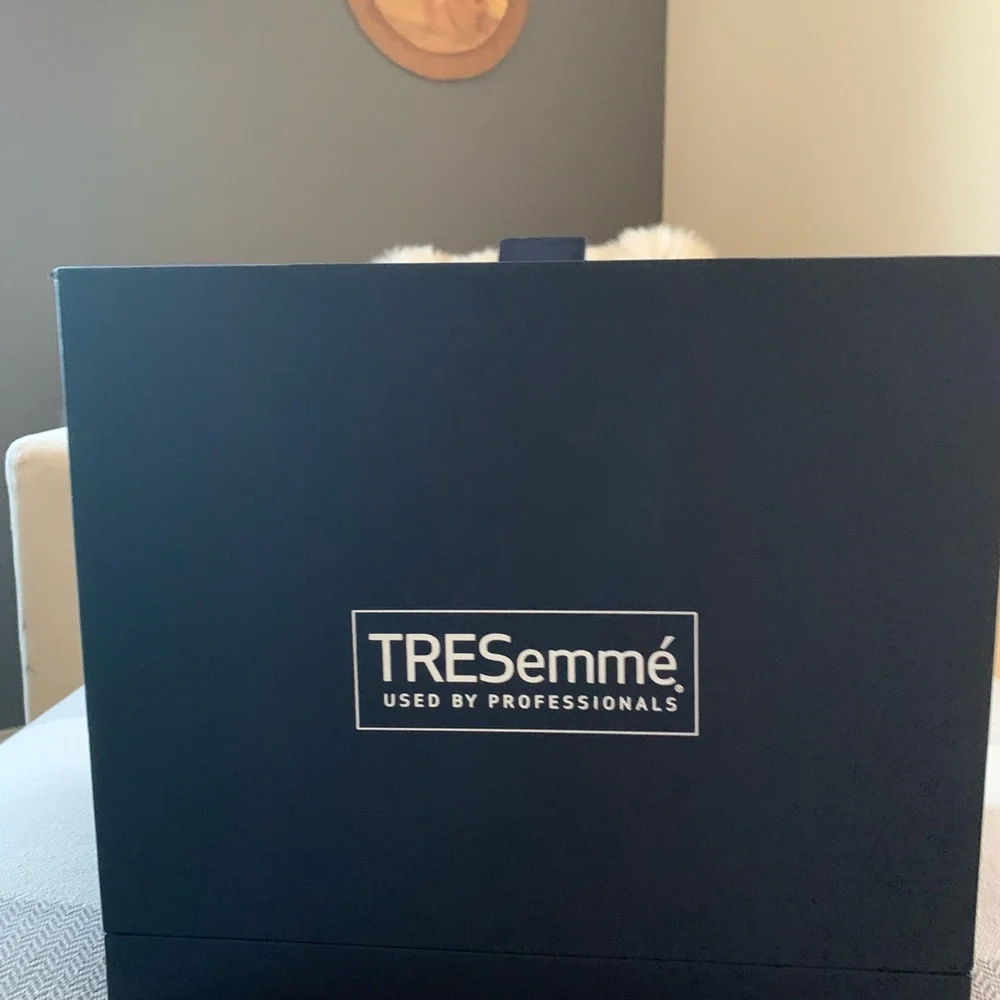 Tresemme Gift Box Includes 4 Products 2 Hairspray Blowout Balm And Curl Cream